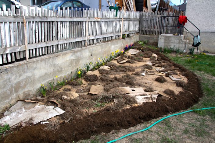 Layer Mulching Workshop finishing the edge